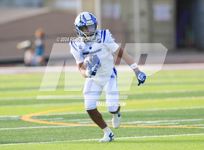 Thumbnail 3 in Burbank vs Hoover photogallery.