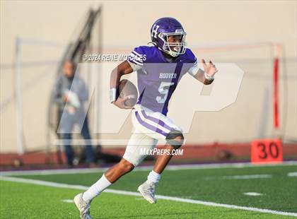 Thumbnail 3 in Burbank vs Hoover photogallery.