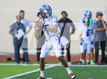 Thumbnail 2 in Burbank vs Hoover photogallery.