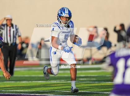 Thumbnail 1 in Burbank vs Hoover photogallery.