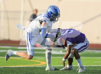 Thumbnail 1 in Burbank vs Hoover photogallery.