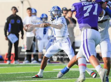 Thumbnail 1 in Burbank vs Hoover photogallery.