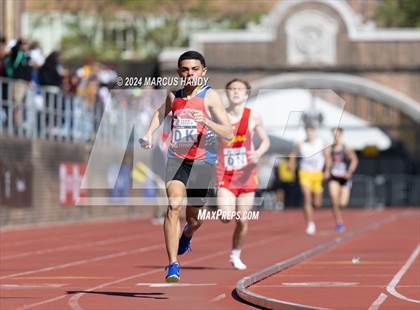 Thumbnail 1 in Penn Relays (4 x 800 Meter) photogallery.