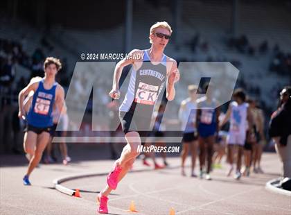 Thumbnail 1 in Penn Relays (4 x 800 Meter) photogallery.