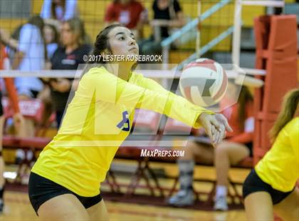 Thumbnail 2 in Kerrville Tivy @ Fredericksburg photogallery.