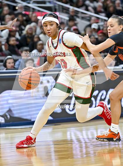 Thumbnail 3 in Warsaw vs. Lawrence North (IHSAA 4A State Final) photogallery.