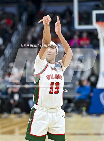 Thumbnail 1 in Warsaw vs. Lawrence North (IHSAA 4A State Final) photogallery.