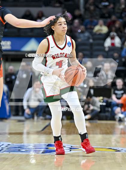 Thumbnail 3 in Warsaw vs. Lawrence North (IHSAA 4A State Final) photogallery.