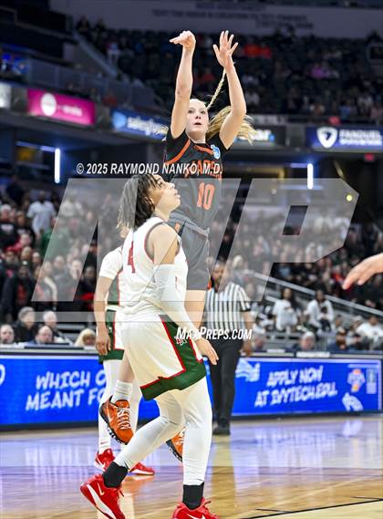 Thumbnail 1 in Warsaw vs. Lawrence North (IHSAA 4A State Final) photogallery.