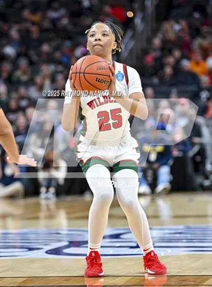 Thumbnail 2 in Warsaw vs. Lawrence North (IHSAA 4A State Final) photogallery.