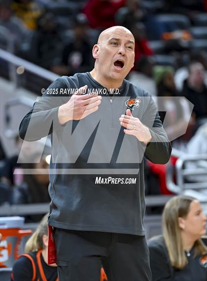 Thumbnail 2 in Warsaw vs. Lawrence North (IHSAA 4A State Final) photogallery.