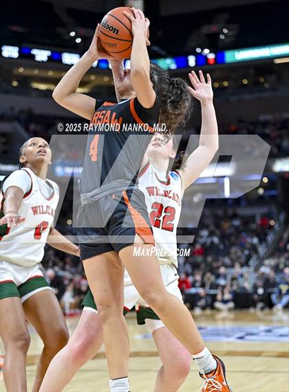 Thumbnail 2 in Warsaw vs. Lawrence North (IHSAA 4A State Final) photogallery.