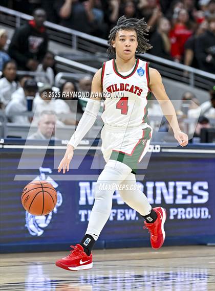 Thumbnail 1 in Warsaw vs. Lawrence North (IHSAA 4A State Final) photogallery.
