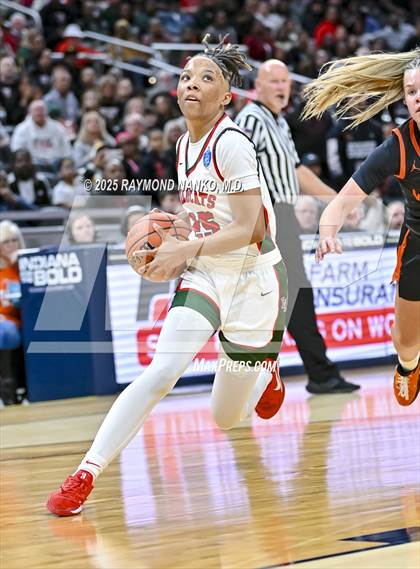 Thumbnail 3 in Warsaw vs. Lawrence North (IHSAA 4A State Final) photogallery.