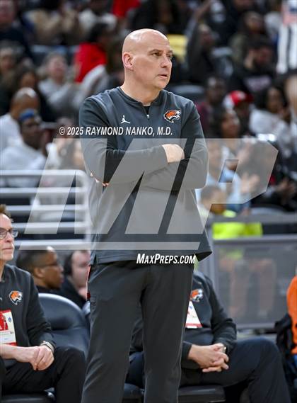 Thumbnail 2 in Warsaw vs. Lawrence North (IHSAA 4A State Final) photogallery.