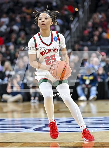 Thumbnail 1 in Warsaw vs. Lawrence North (IHSAA 4A State Final) photogallery.