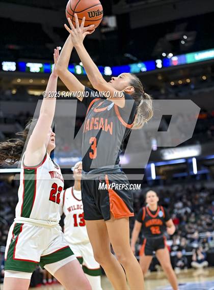 Thumbnail 3 in Warsaw vs. Lawrence North (IHSAA 4A State Final) photogallery.