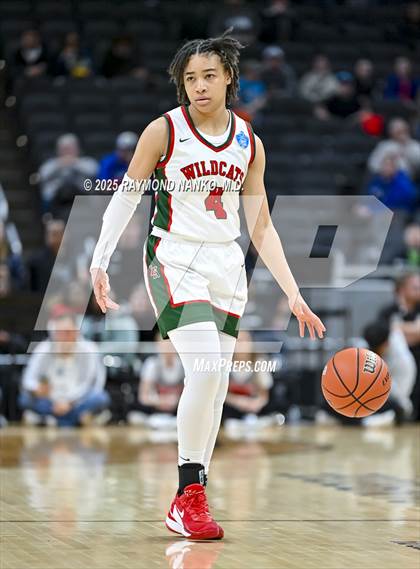 Thumbnail 3 in Warsaw vs. Lawrence North (IHSAA 4A State Final) photogallery.