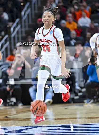 Thumbnail 2 in Warsaw vs. Lawrence North (IHSAA 4A State Final) photogallery.