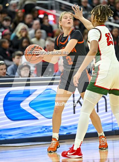 Thumbnail 2 in Warsaw vs. Lawrence North (IHSAA 4A State Final) photogallery.