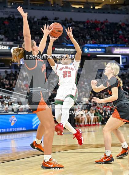 Thumbnail 1 in Warsaw vs. Lawrence North (IHSAA 4A State Final) photogallery.