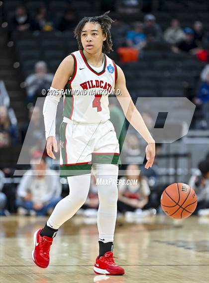 Thumbnail 1 in Warsaw vs. Lawrence North (IHSAA 4A State Final) photogallery.