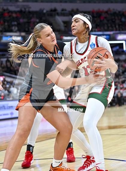 Thumbnail 2 in Warsaw vs. Lawrence North (IHSAA 4A State Final) photogallery.