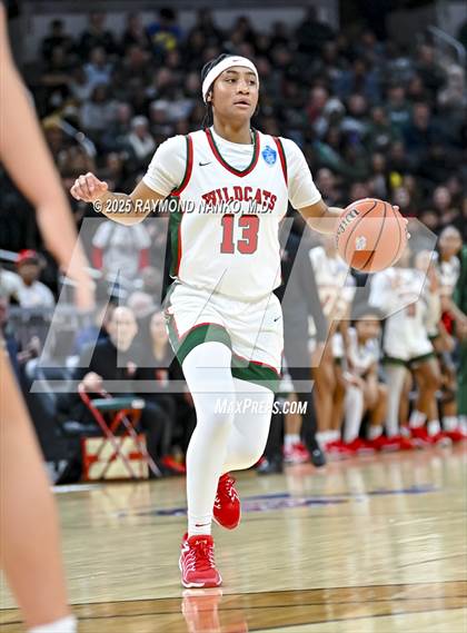 Thumbnail 3 in Warsaw vs. Lawrence North (IHSAA 4A State Final) photogallery.