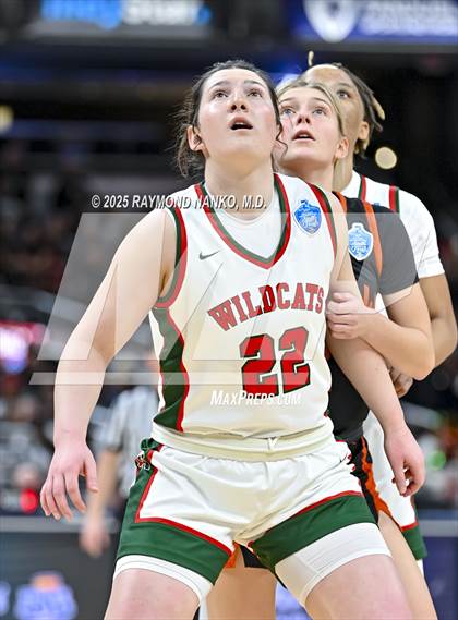 Thumbnail 2 in Warsaw vs. Lawrence North (IHSAA 4A State Final) photogallery.