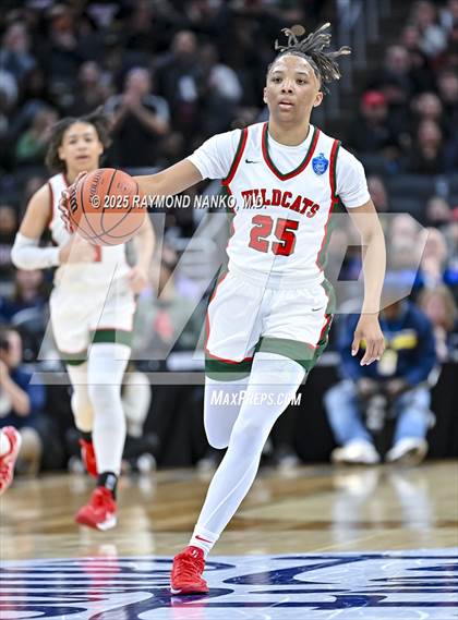 Thumbnail 2 in Warsaw vs. Lawrence North (IHSAA 4A State Final) photogallery.