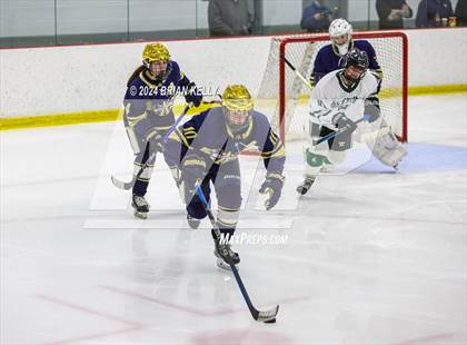 Thumbnail 3 in Duxbury vs Archbishop Williams (Lee and Mike Tenny Cup)  photogallery.