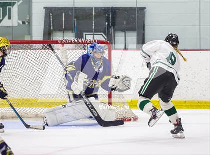 Thumbnail 3 in Duxbury vs Archbishop Williams (Lee and Mike Tenny Cup)  photogallery.