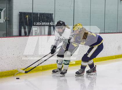 Thumbnail 3 in Duxbury vs Archbishop Williams (Lee and Mike Tenny Cup)  photogallery.