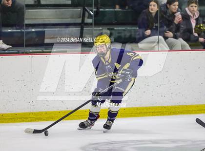 Thumbnail 3 in Duxbury vs Archbishop Williams (Lee and Mike Tenny Cup)  photogallery.