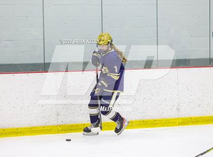 Thumbnail 3 in Duxbury vs Archbishop Williams (Lee and Mike Tenny Cup)  photogallery.