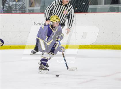 Thumbnail 3 in Duxbury vs Archbishop Williams (Lee and Mike Tenny Cup)  photogallery.