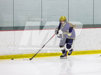 Thumbnail 3 in Duxbury vs Archbishop Williams (Lee and Mike Tenny Cup)  photogallery.