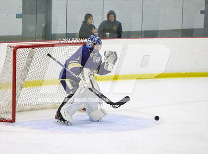 Thumbnail 1 in Duxbury vs Archbishop Williams (Lee and Mike Tenny Cup)  photogallery.