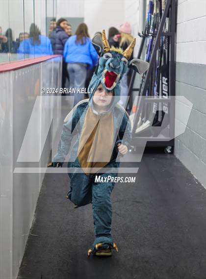 Thumbnail 1 in Duxbury vs Archbishop Williams (Lee and Mike Tenny Cup)  photogallery.