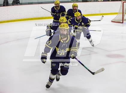 Thumbnail 3 in Duxbury vs Archbishop Williams (Lee and Mike Tenny Cup)  photogallery.