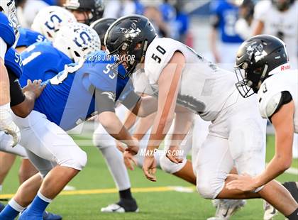 Thumbnail 3 in Stamford vs. Lindsay (UIL 2A Bi-District Playoff) photogallery.