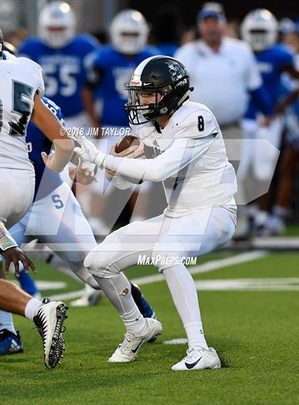 Thumbnail 3 in Stamford vs. Lindsay (UIL 2A Bi-District Playoff) photogallery.