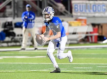 Thumbnail 2 in Stamford vs. Lindsay (UIL 2A Bi-District Playoff) photogallery.