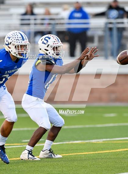 Thumbnail 3 in Stamford vs. Lindsay (UIL 2A Bi-District Playoff) photogallery.
