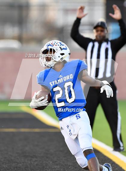 Thumbnail 2 in Stamford vs. Lindsay (UIL 2A Bi-District Playoff) photogallery.