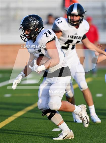 Thumbnail 1 in Stamford vs. Lindsay (UIL 2A Bi-District Playoff) photogallery.