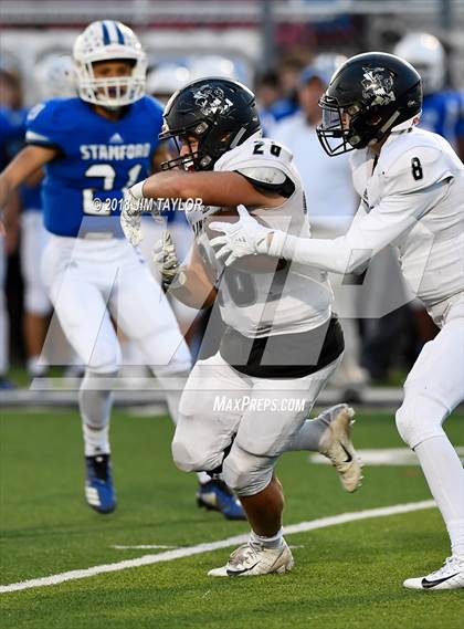 Thumbnail 3 in Stamford vs. Lindsay (UIL 2A Bi-District Playoff) photogallery.