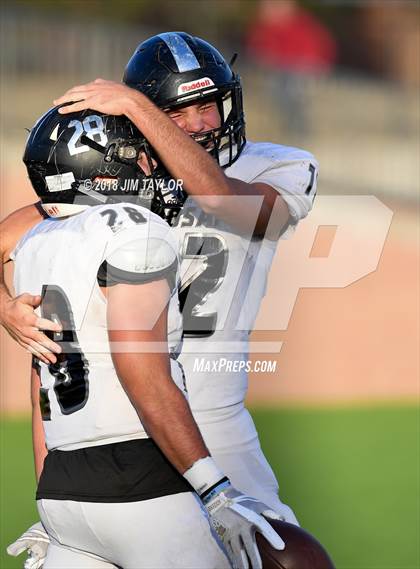 Thumbnail 2 in Stamford vs. Lindsay (UIL 2A Bi-District Playoff) photogallery.
