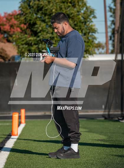 Thumbnail 3 in FR: St. Paul @ Servite photogallery.