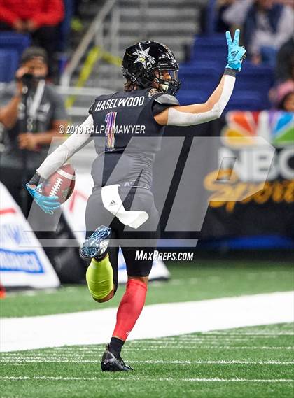 Thumbnail 3 in All-American Bowl photogallery.